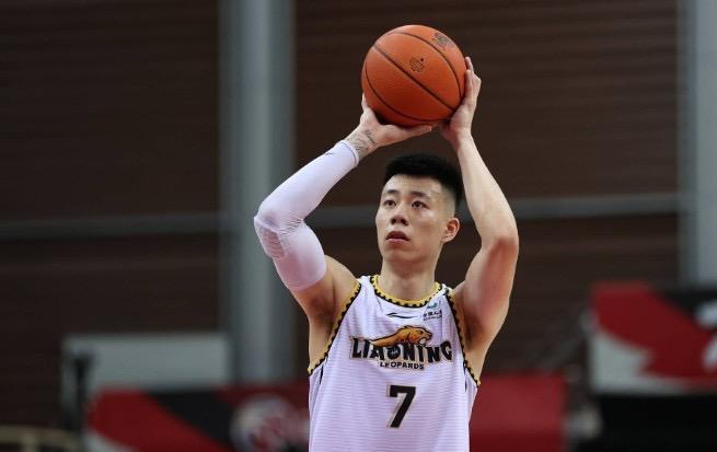 开云体育官网-张镇麟在辽宁队获得CBA总冠军3次，入选CBA全明星4次